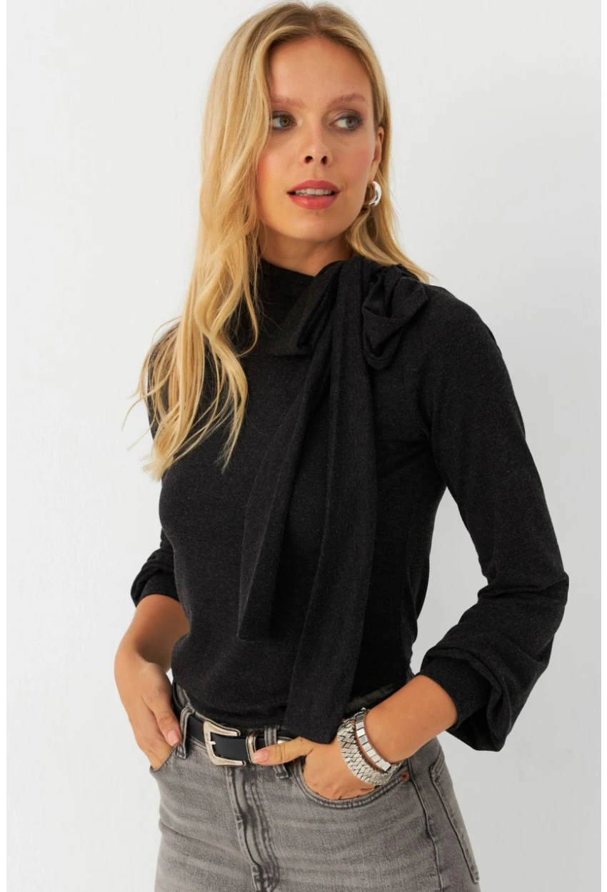 Kadın Antrasıt Boyun Bağlamalı Bluz MEY2993