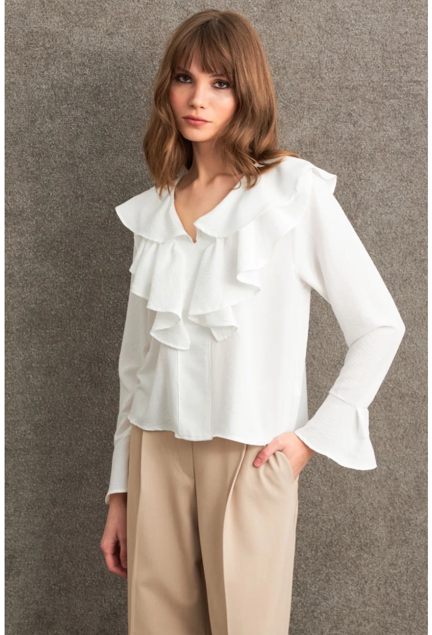 Kadın Beyaz Fırfırlı Bluz FS9338