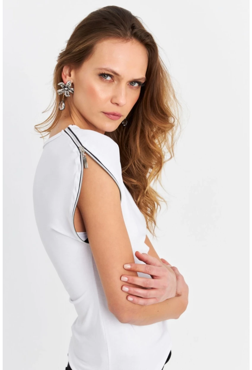 Kadın Beyaz Omuzları Fermuarlı Bluz EY3062