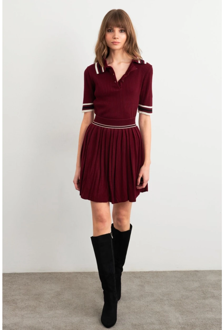 Kadın Bordo Polo Yaka Etekli Takım SF2558