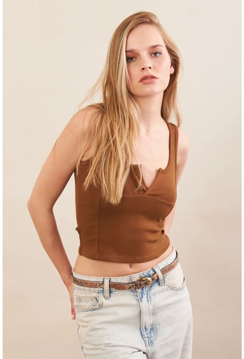 Kadın Camel Agraflı Kısa Bluz ZH167