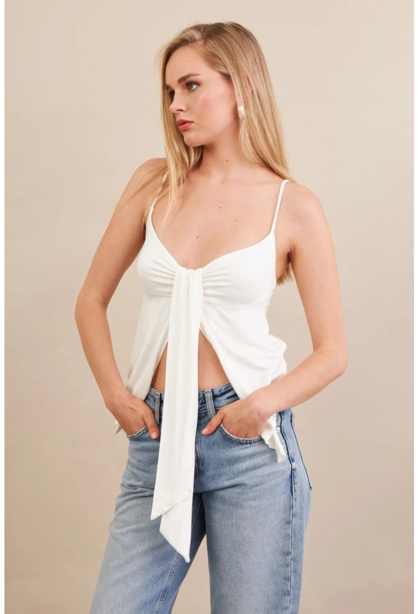 Kadın Ekru Büzgülü Asimetrik Bluz ZH172