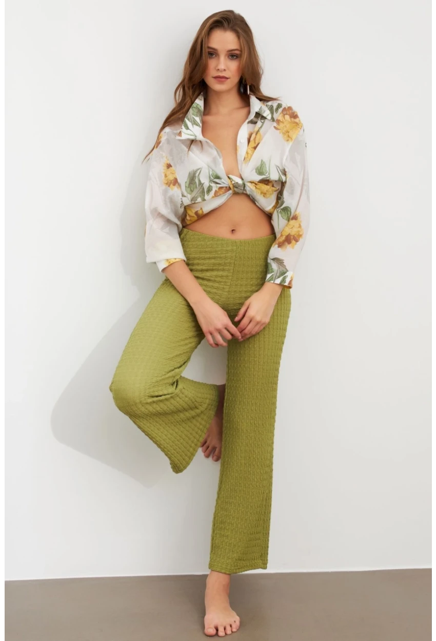 Kadın Fıstık Yeşil Gofre Pantolon ZH326