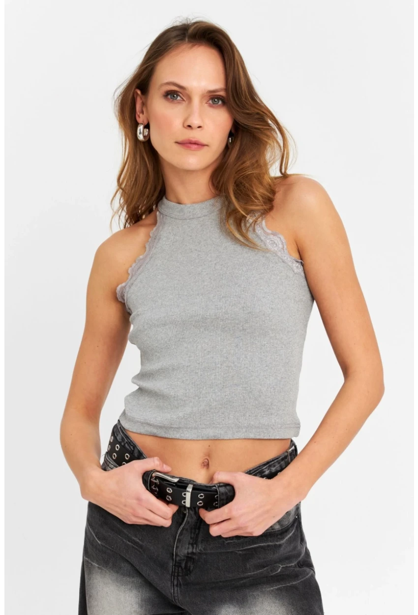 Kadın Gri Halter Yaka Dantelli Bluz MK04