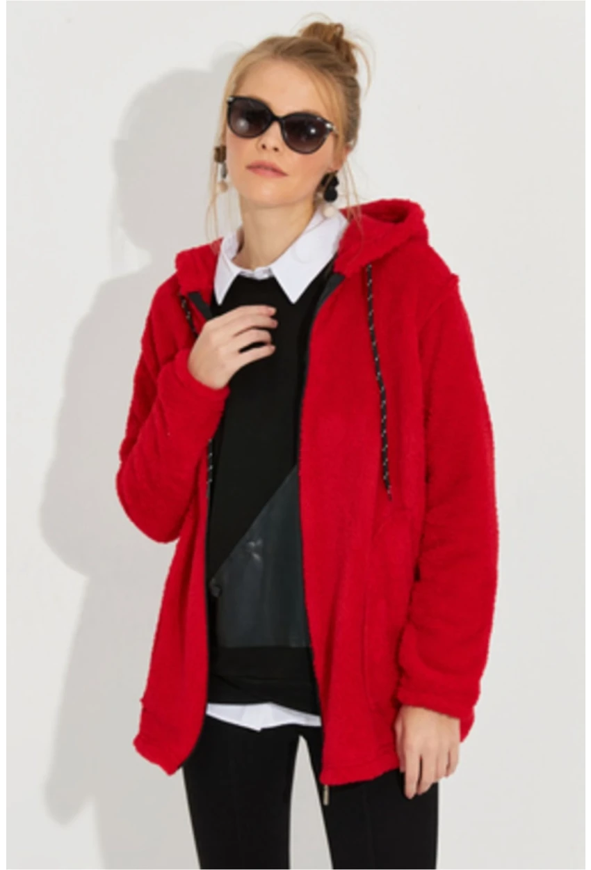Kadın Kırmızı Peluş Fermuarlı Ceket Q979