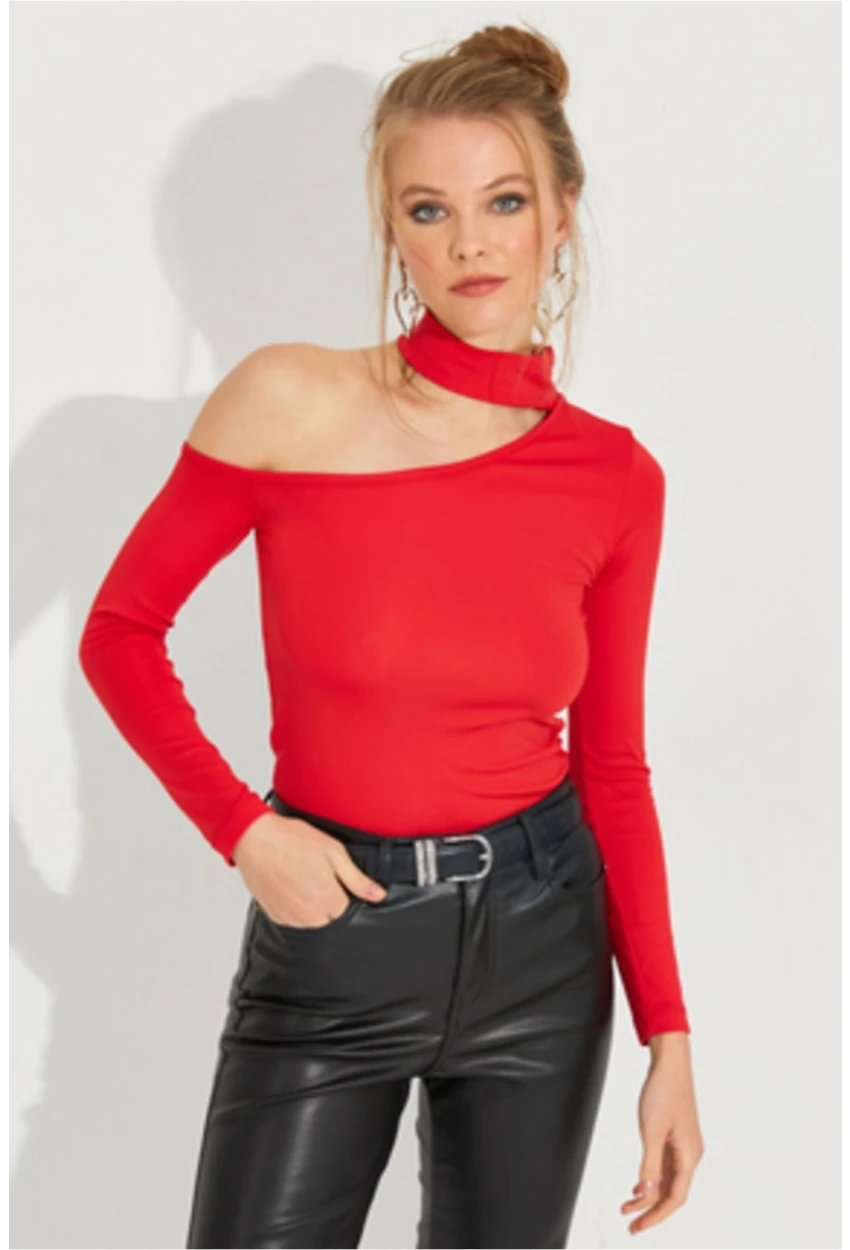 Kadın Kırmızı Tek Omuz Kaşkorse Bluz CG53