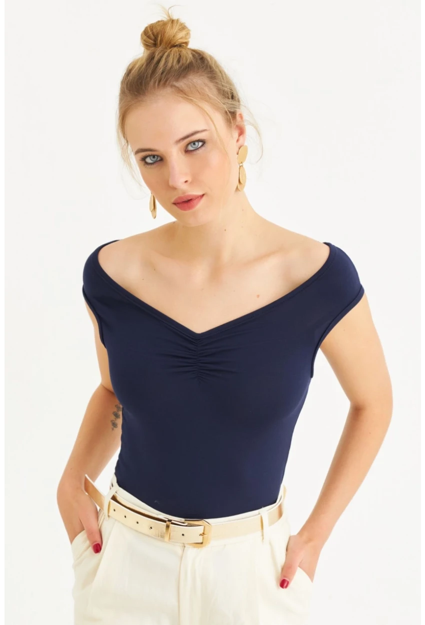 Kadın Lacivert Büzgülü Bluz EY3083