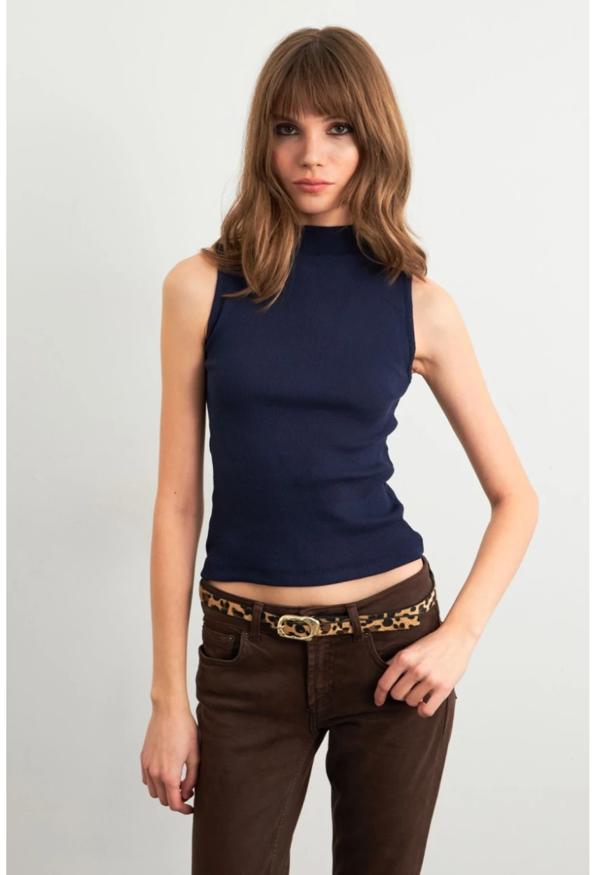 Kadın Lacivert Kolsuz Bluz GA102