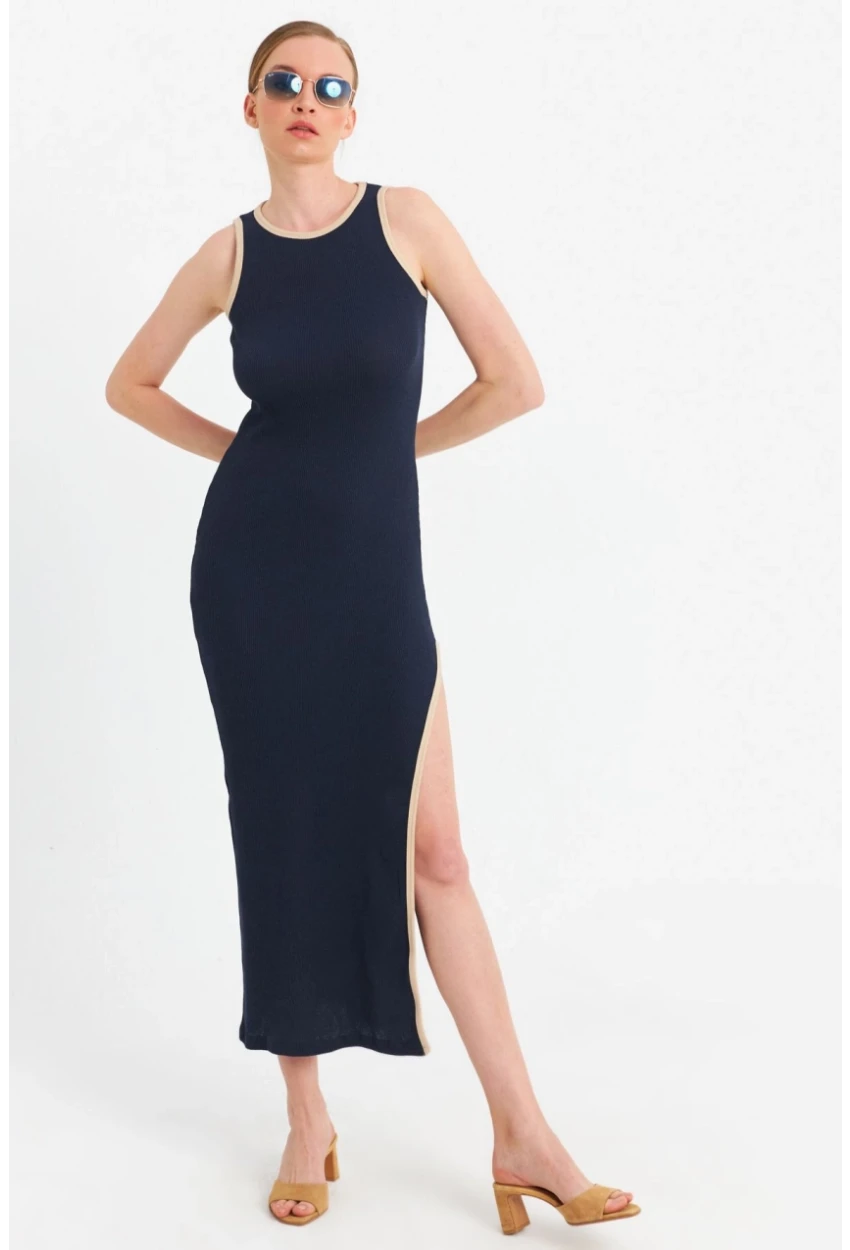 Kadın Lacivert Kontrast Biyeli Yırtmaçlı Maxi Elbise OR2087