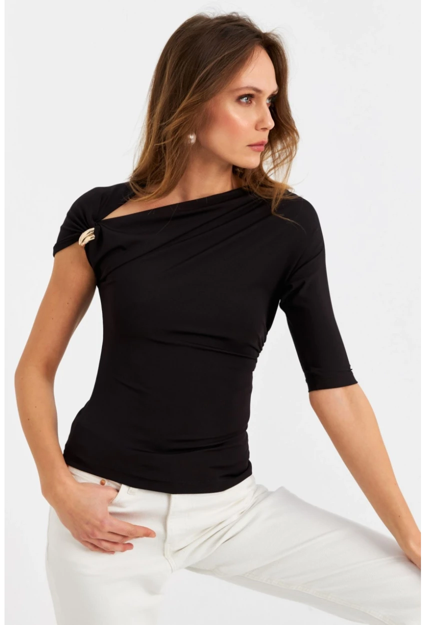 Kadın Siyah Aksesuarlı Bluz EY3074