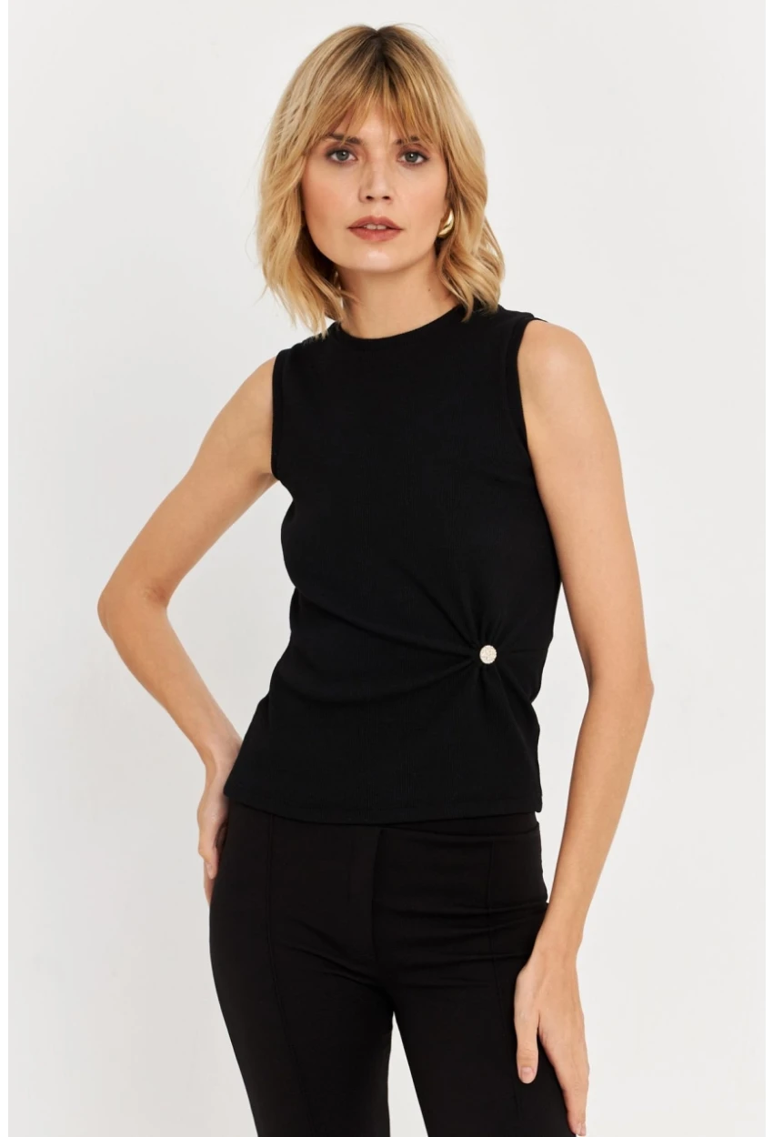 Kadın Siyah Düğme Aksesuarlı Büzgülü Bluz TF72