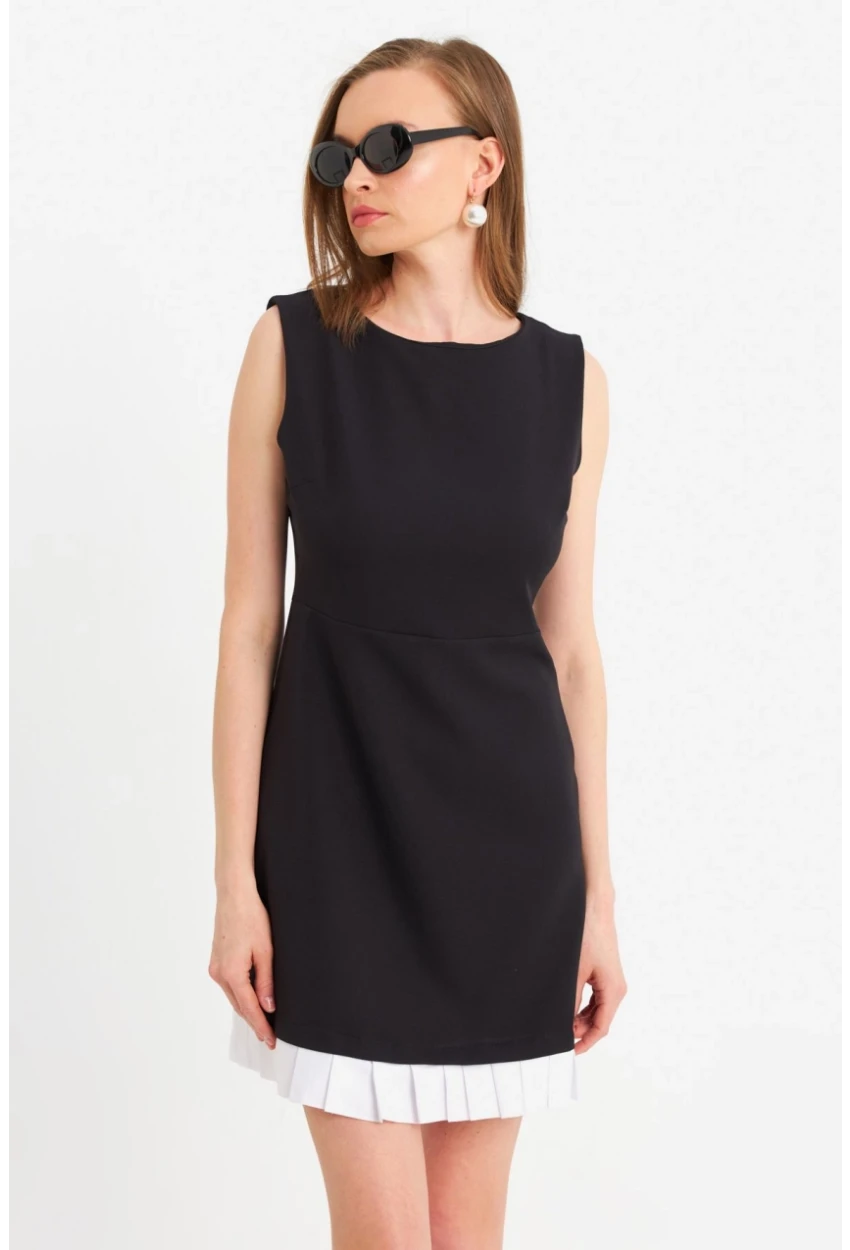 Kadın Siyah Kontrast Pileli Mini Elbise FRY100