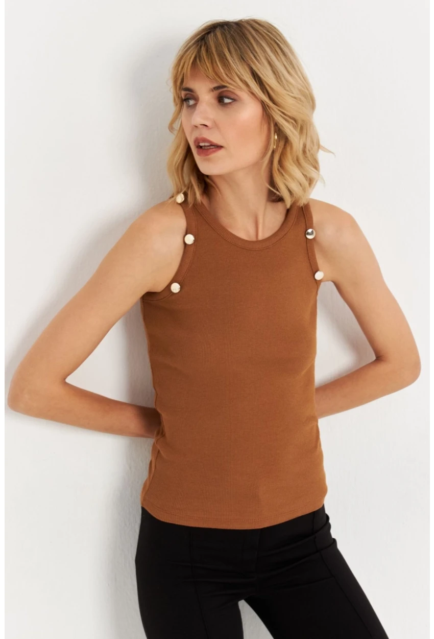 Kadın Tarçın Düğme Detaylı Kolsuz Kaşkorse Bluz TF55