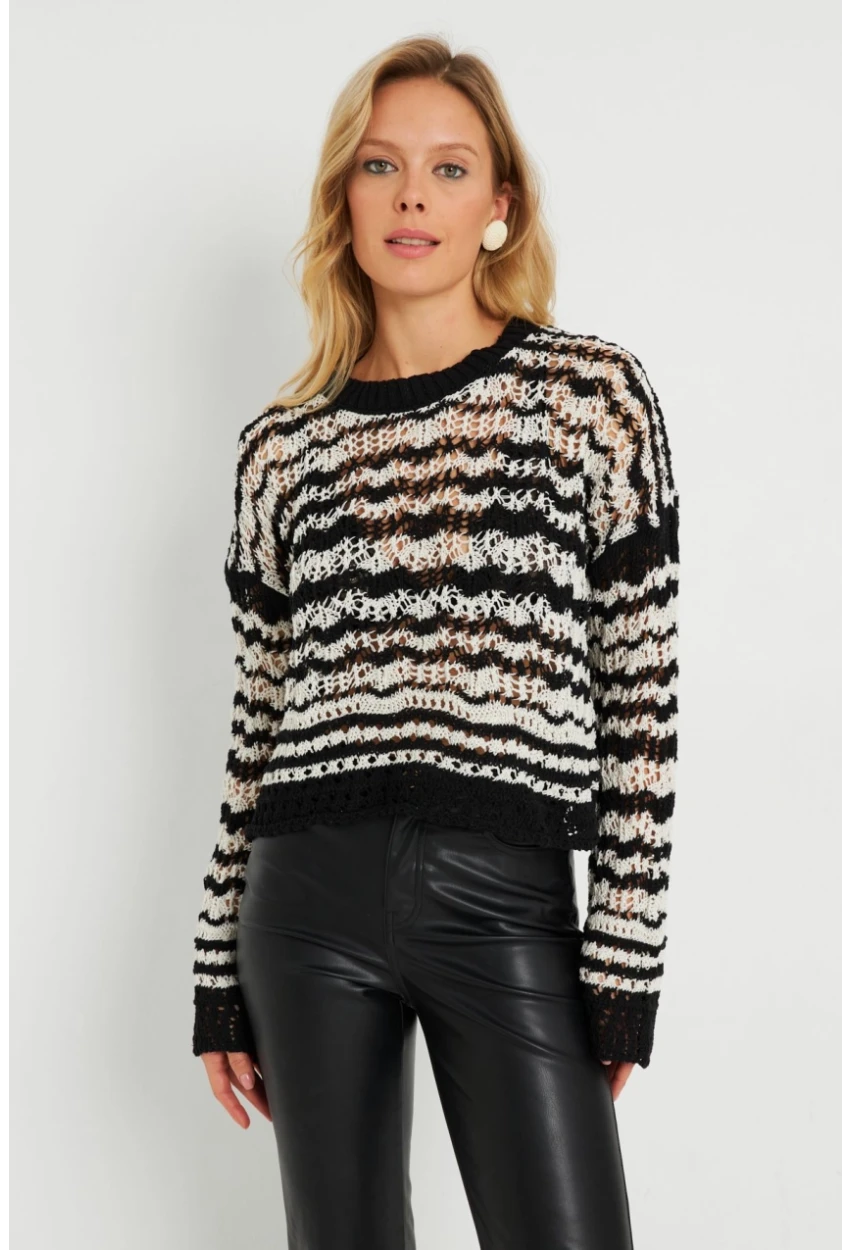 Kadın Ajurlu Triko Bluz Beyaz-Siyah YZ619