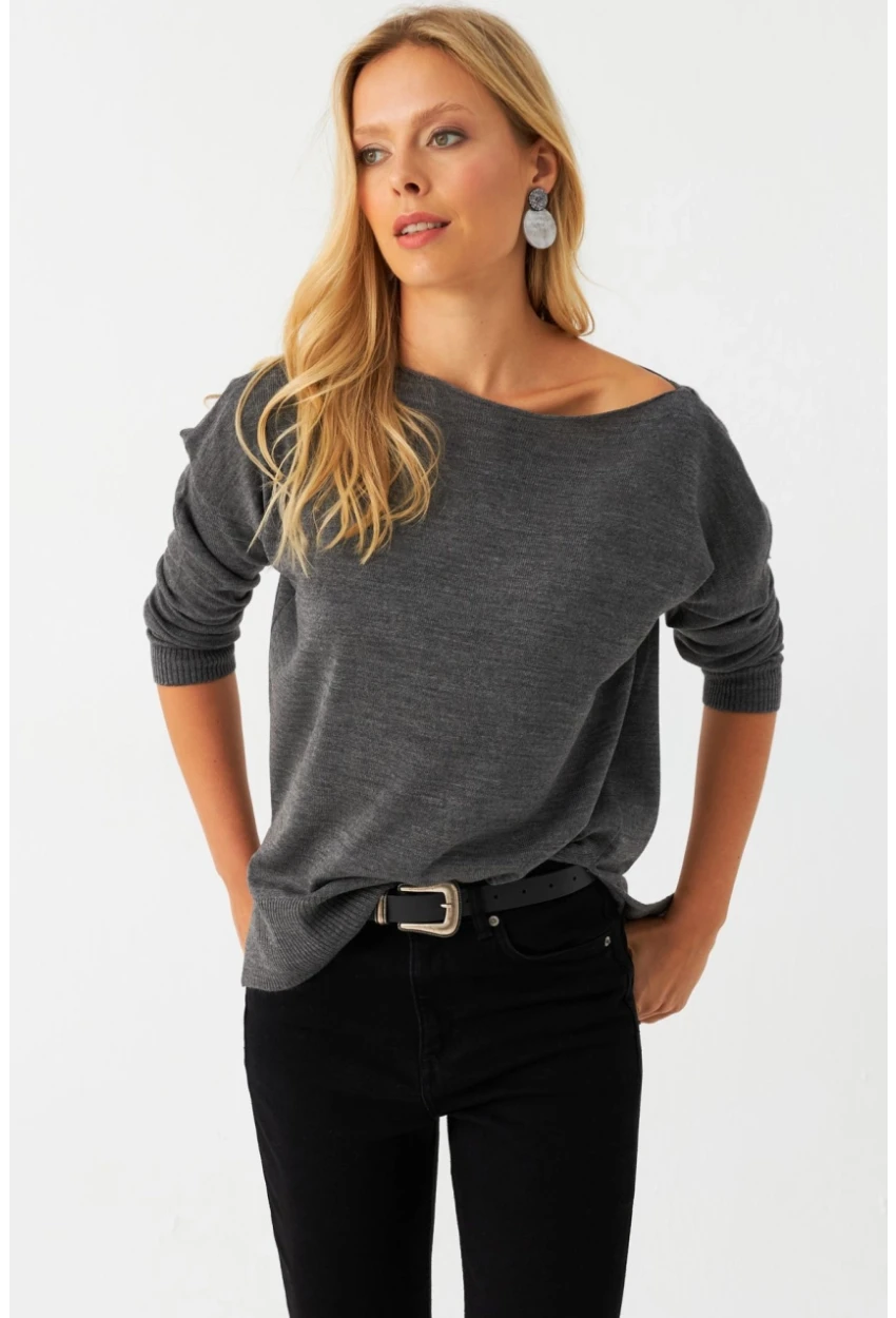 Kadın Antrasit Kayık Yaka Triko Bluz YİL561