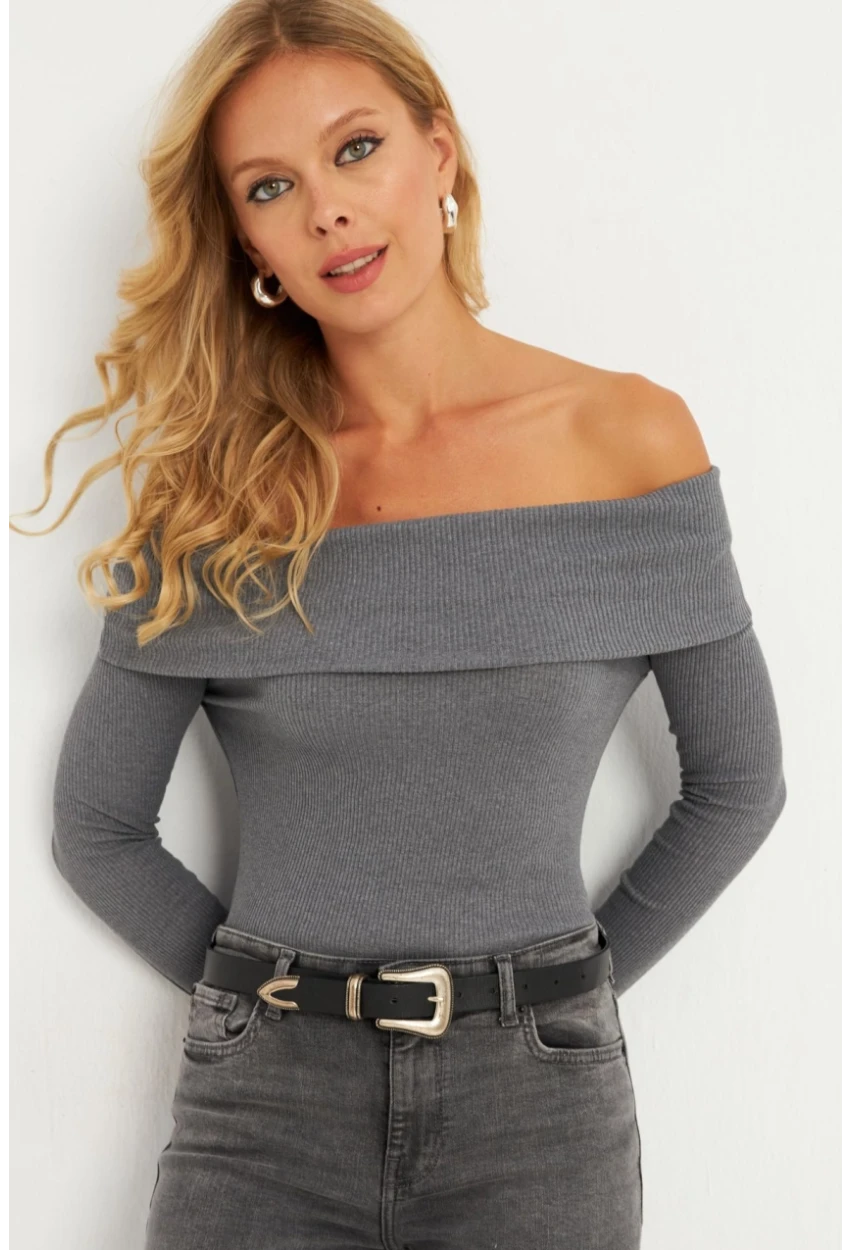 Kadın Antrasit Madonna Yaka Kaşkorse Bluz XL2210