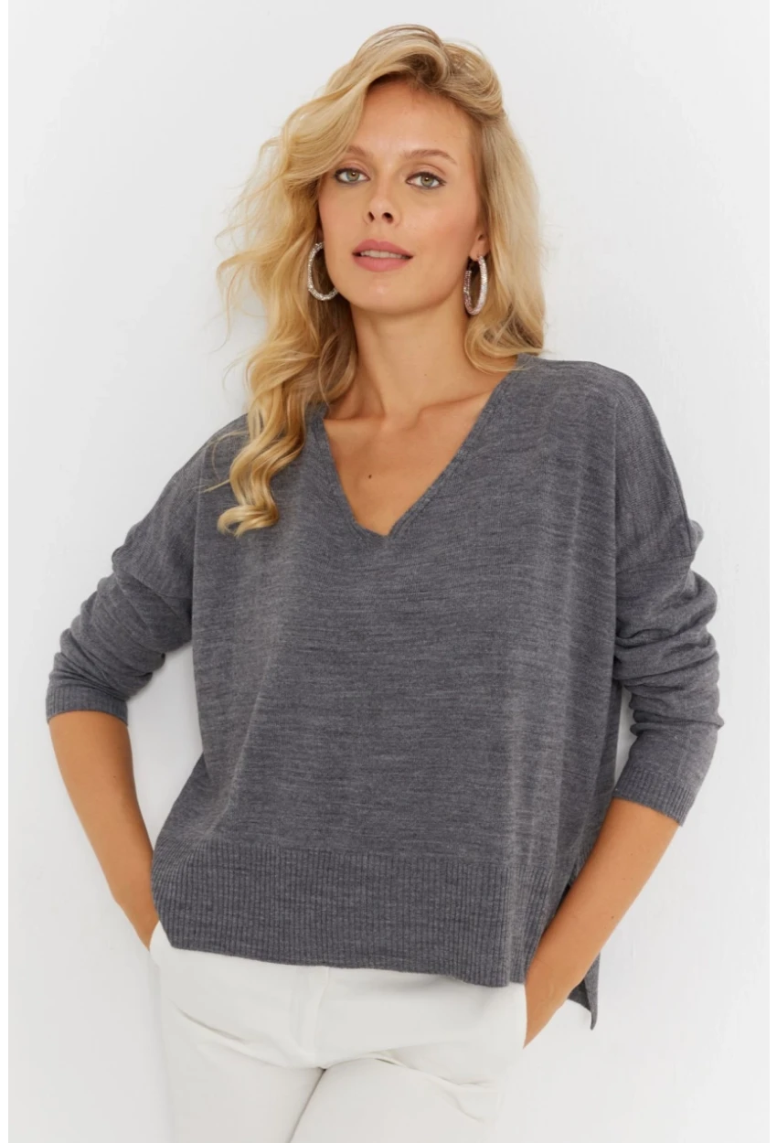 Kadın Antrasit Önü Kısa Triko Kazak YİL551