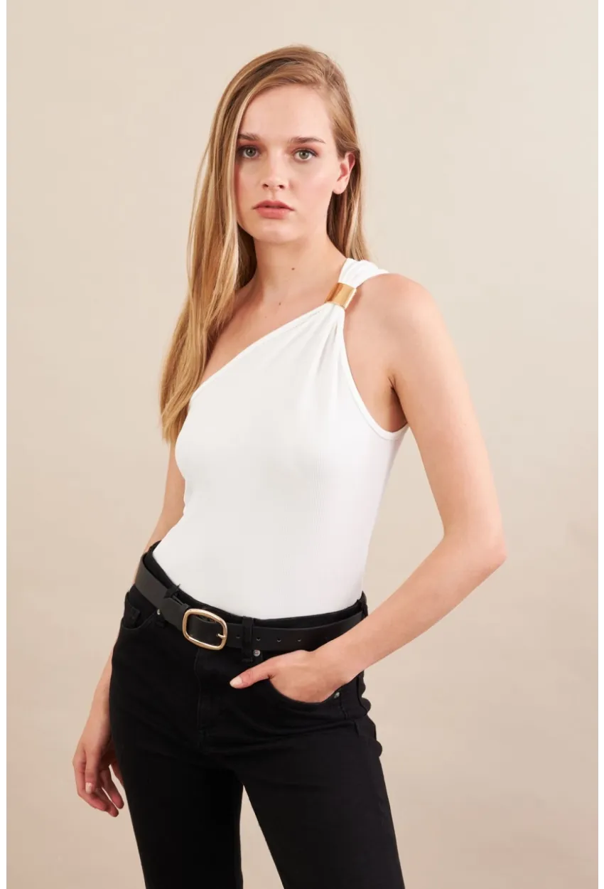 Kadın Beyaz Asimetrik Aksesuarlı Bluz FRY2311