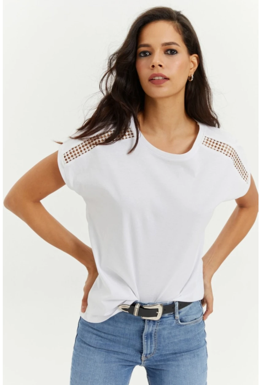 Kadın Beyaz Omuzları Dantel Salaş T-Shirt Yİ2442