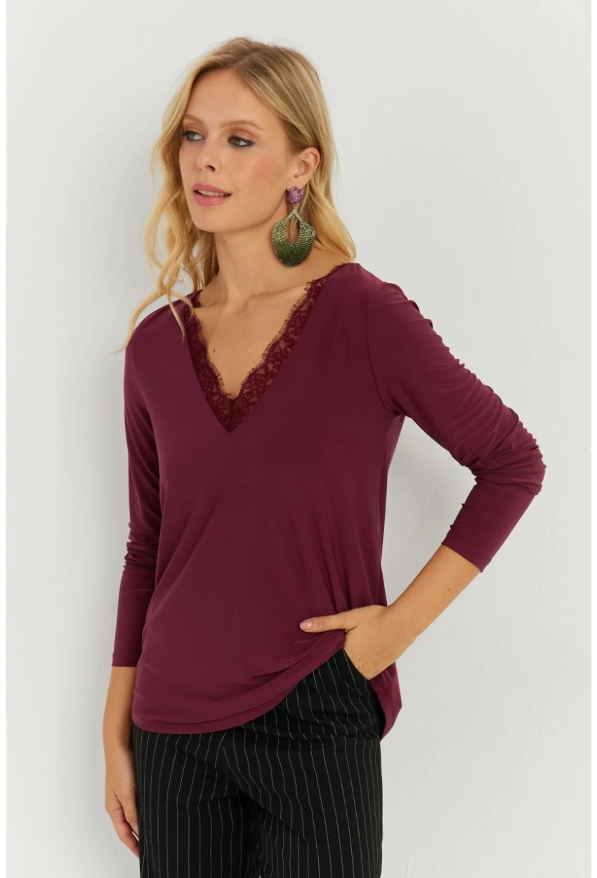 Kadın Bordo Dantel Detaylı Bluz AYD264