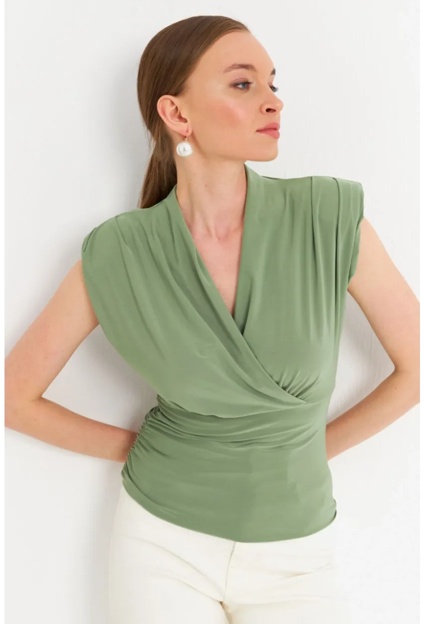 Kadın Çağla Yeşili Vatkalı Kruvaze Bluz MTK13213