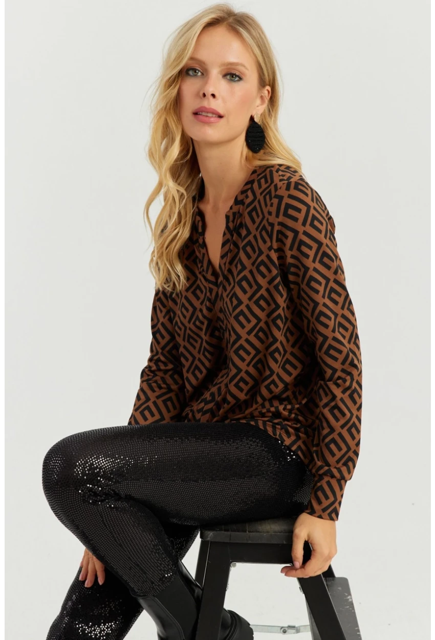 Kadın Camel-Siyah V Yaka Bluz AYD258