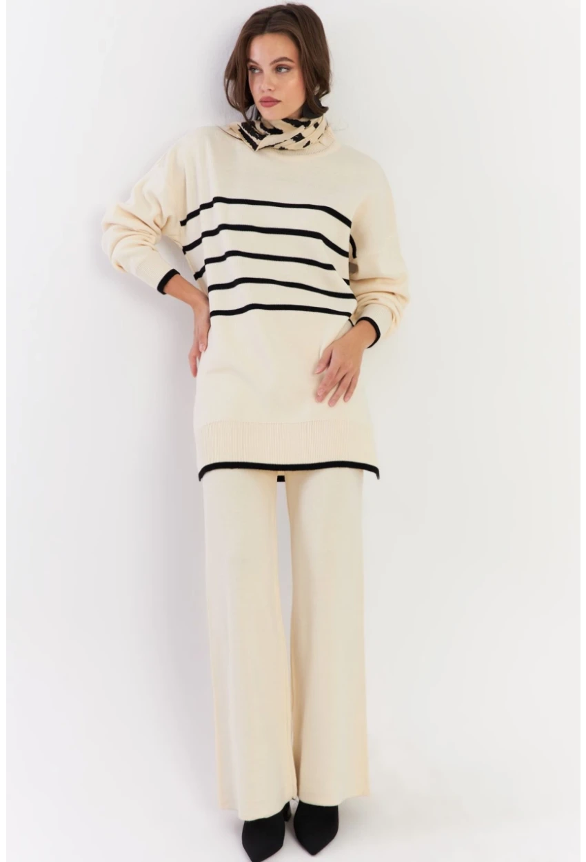 Kadın Ekru Çizgili Alt Üst Triko Takım NUV1069