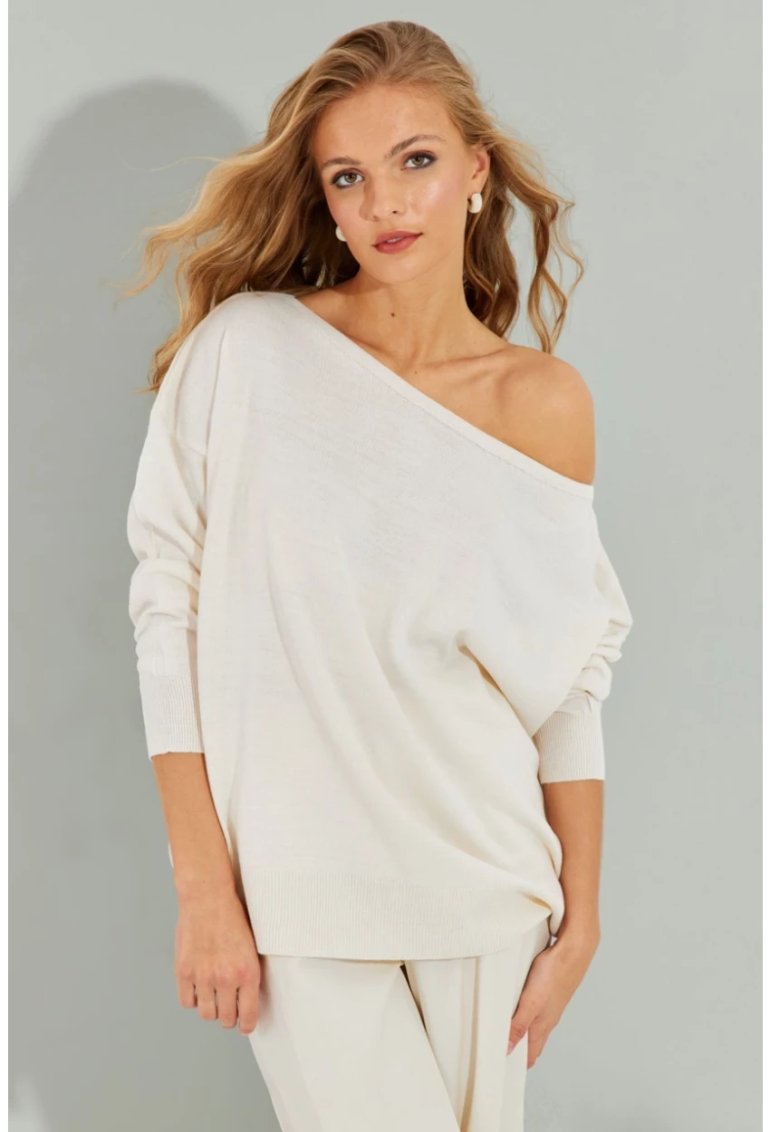 Kadın Ekru Düşük Omuz Triko Bluz YZ617
