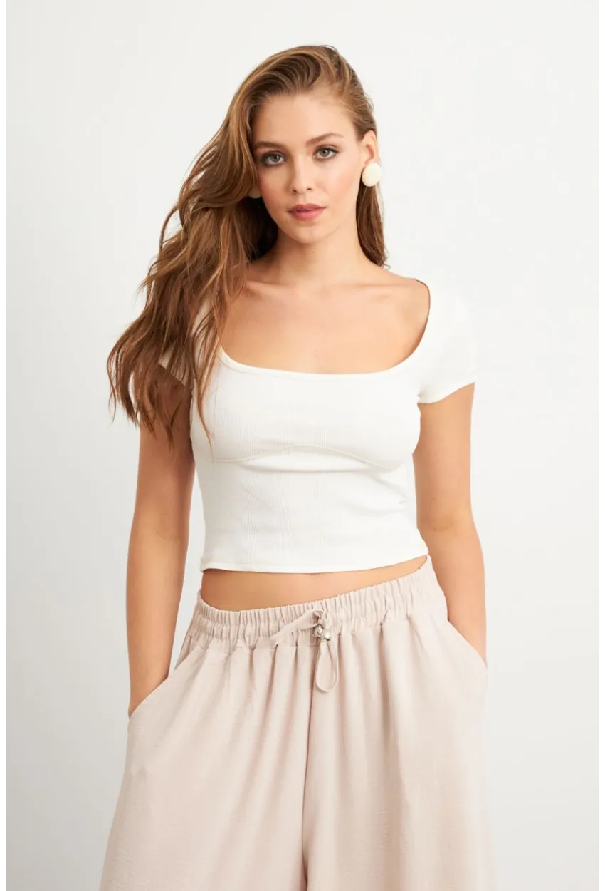 Kadın Ekru Kontrast Dikişli Bluz RX451