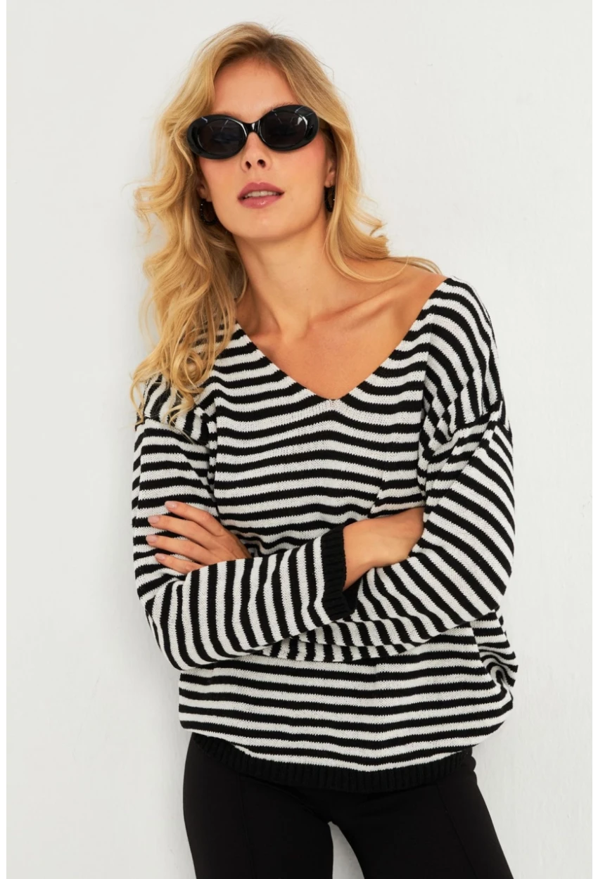Kadın Ekru-Siyah V Yaka Triko Salaş Bluz YV283