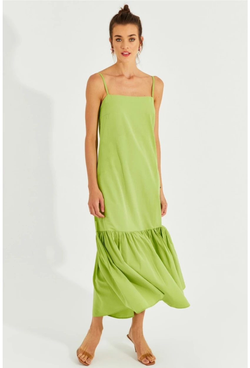 Kadın Fıstık Yeşil Eteği Volanlı Askılı Midi Elbise MEN2001