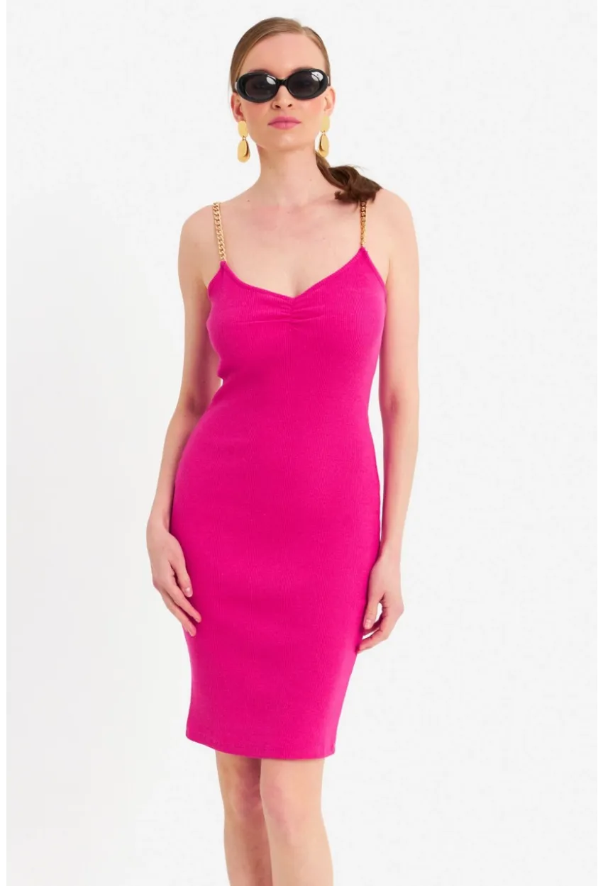 Kadın Fuşya Zincir Askılı Kaşkorse Midi Elbise UR204