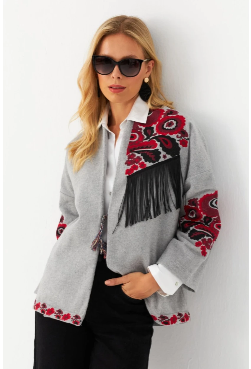 Kadın Gri Nakışlı Kaşe Ceket MQS5563