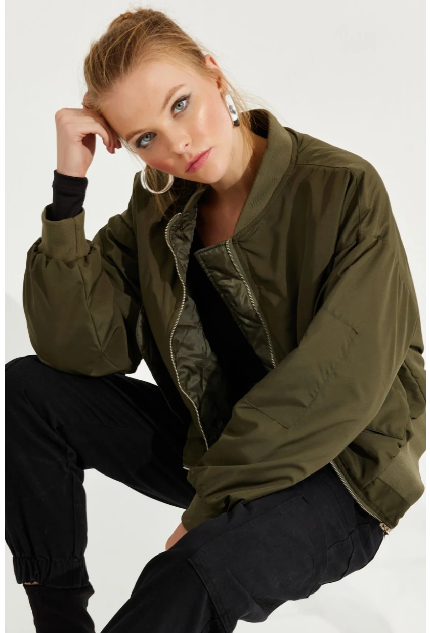 Kadın Haki Fermuarlı Bomber Mont QRS8367