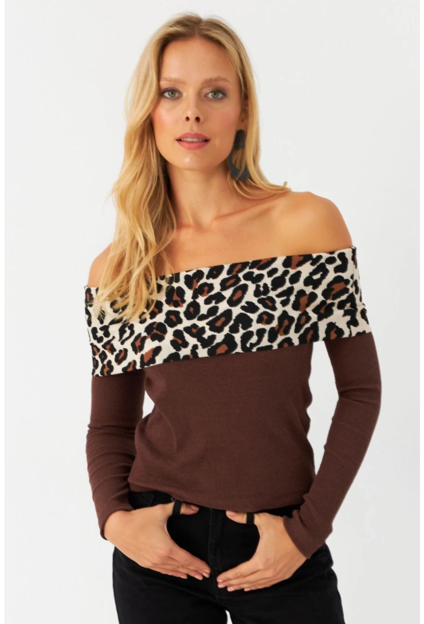 Kadın Kahverengi Leopar Bloklu Madonna Bluz AYD396