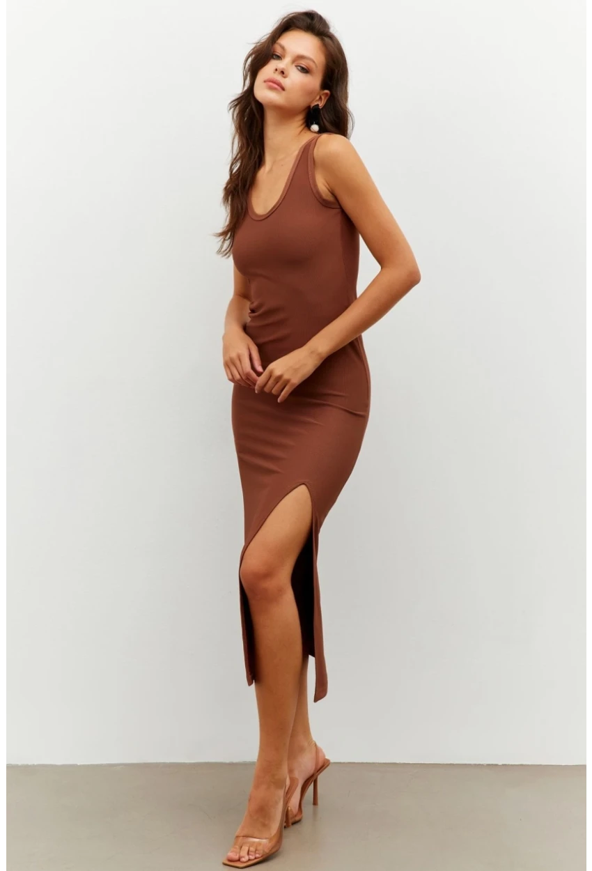 Kadın Kahverengi Yırtmaçlı Midi Elbise RMZ20950