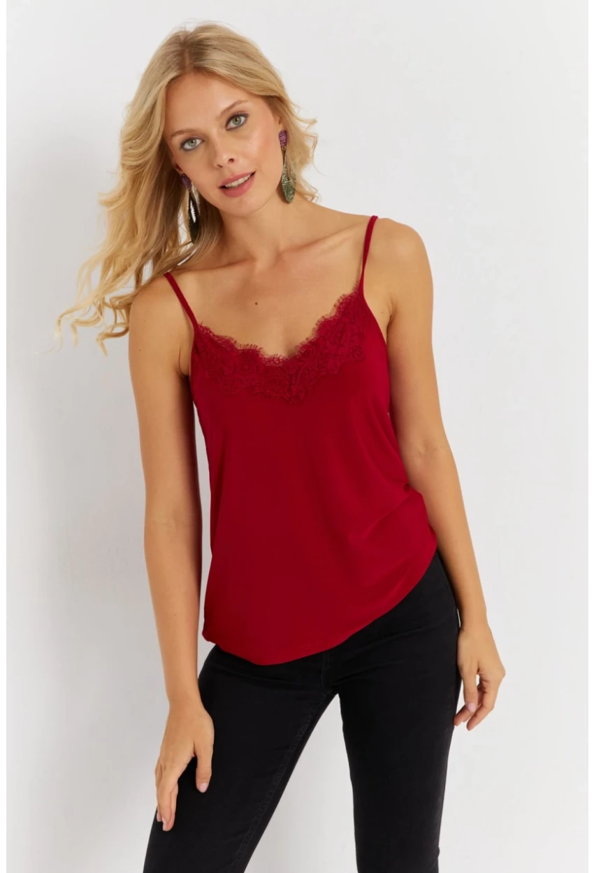 Kadın Kırmızı Dantelli Atlet AYD353