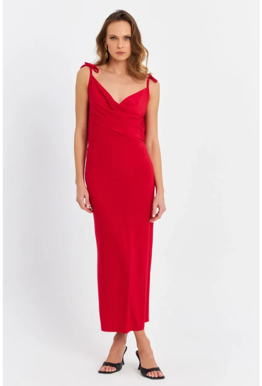 Kadın Kırmızı Degaje Maxi Elbise HOR0071