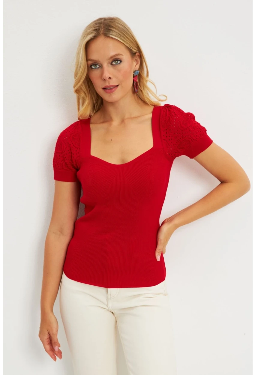 Kadın Kırmızı Kalp Taka Triko Bluz SMT228