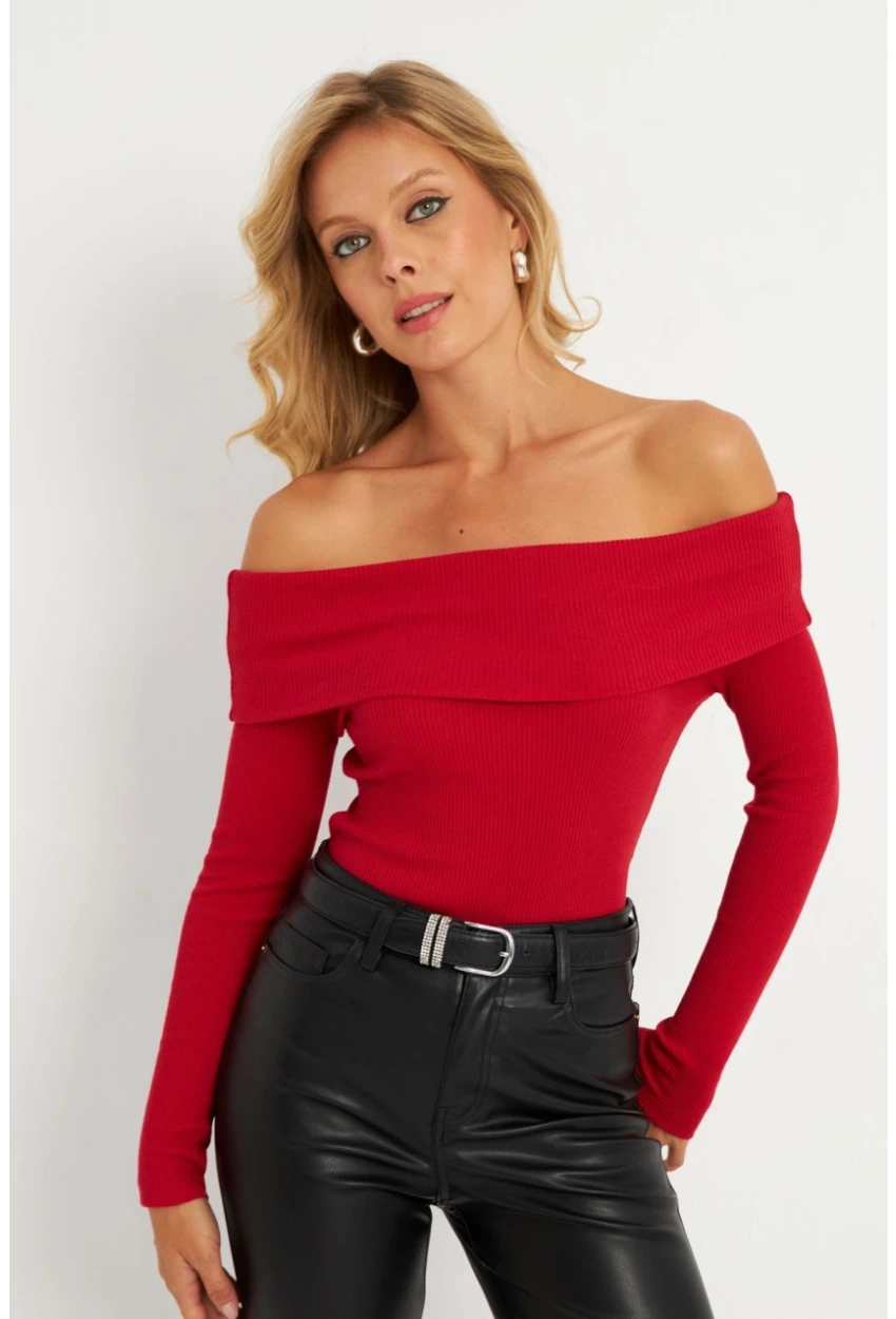 Kadın Kırmızı Madonna Yaka Kaşkorse Bluz XL2210