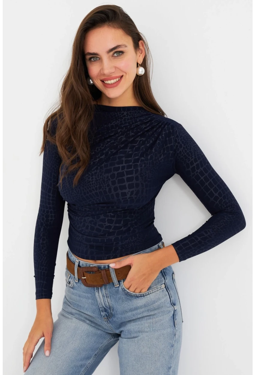 Kadın Lacivert Desenli Büzgülü Bluz LPP1279