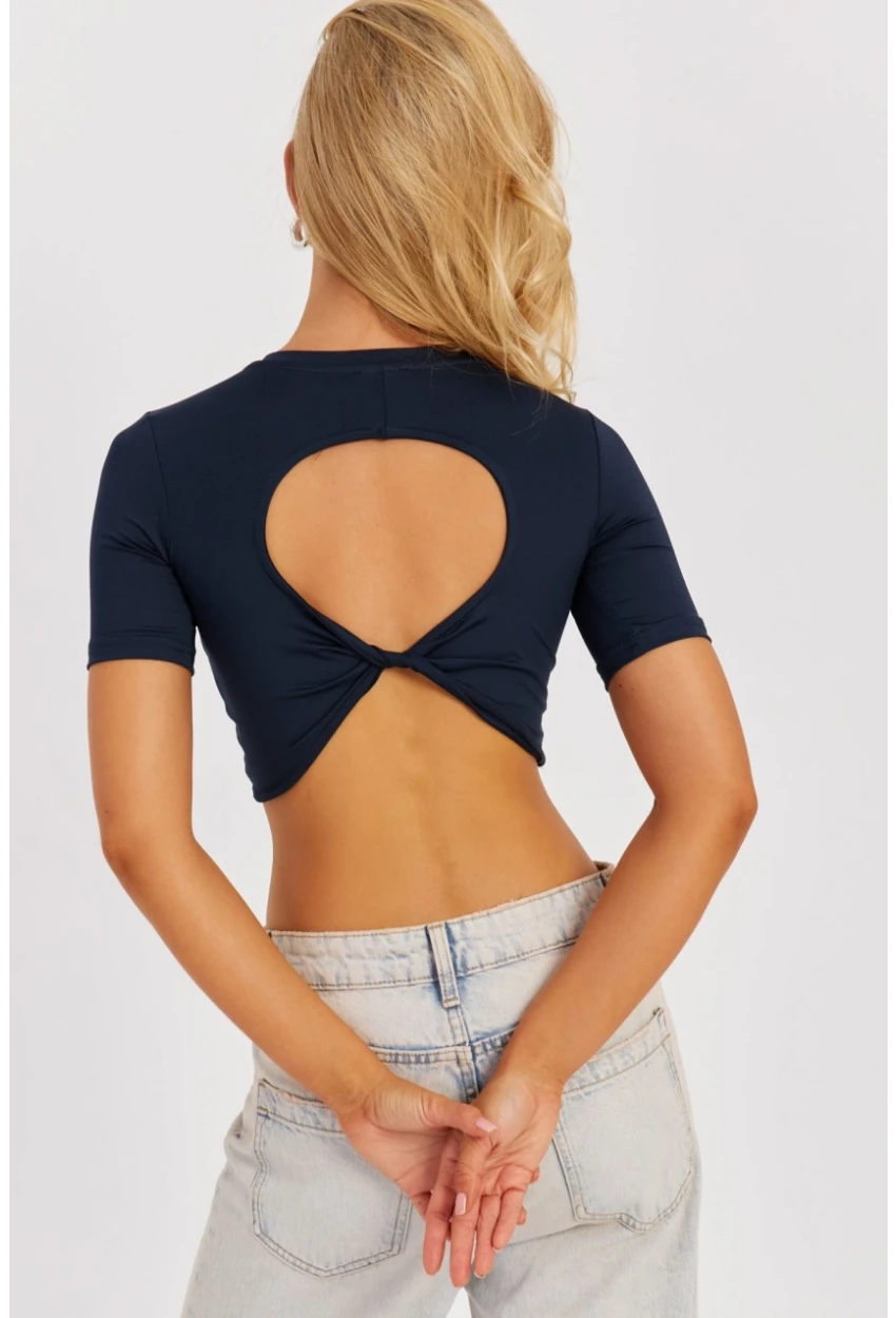 Kadın Lacivert Sırt Dekolteli Crop Bluz CY450