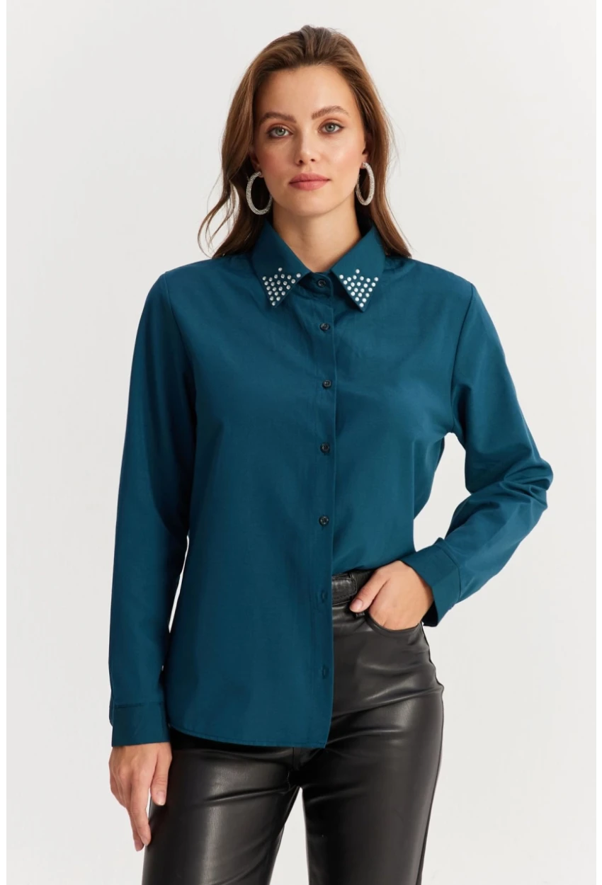 Kadın Petrol Yakası Taşlı Gömlek ZER413