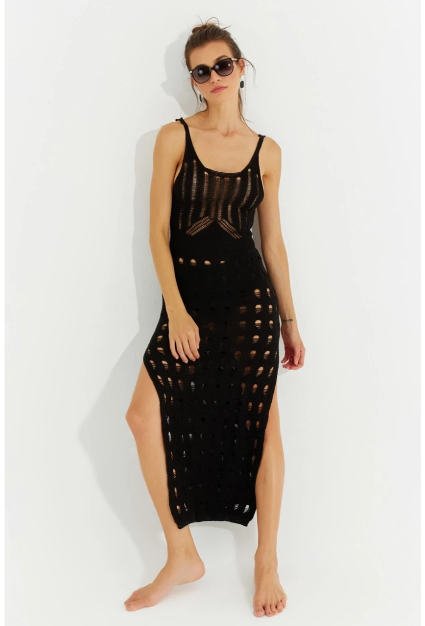 Kadın Siyah Ajurlu Triko Maxi Elbise SF2504