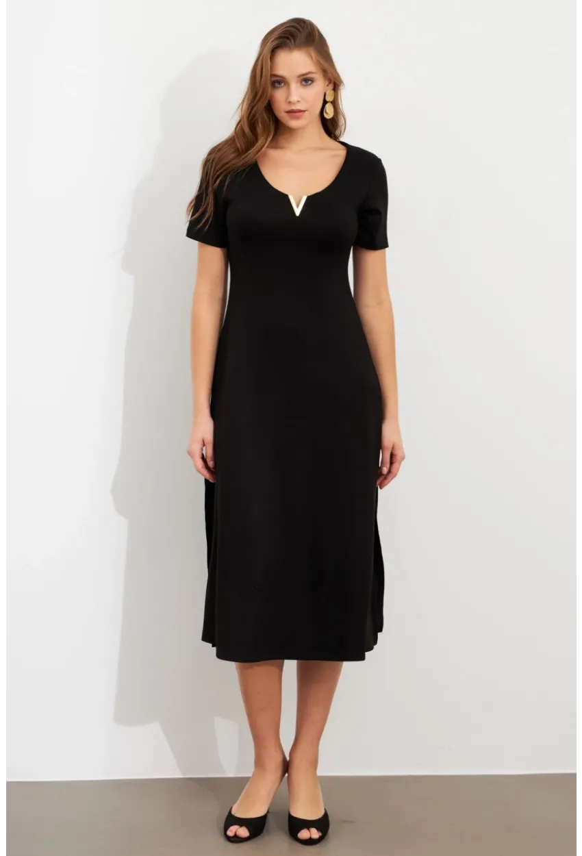 Kadın Siyah Aksesuar Detaylı Midi Elbise MON145