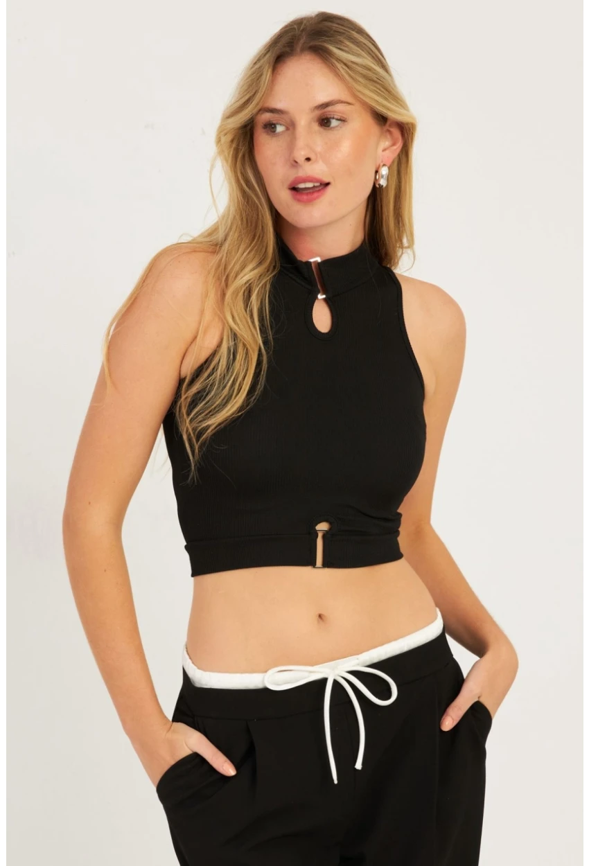 Kadın Siyah Aksesuarlı Crop Bluz CG340