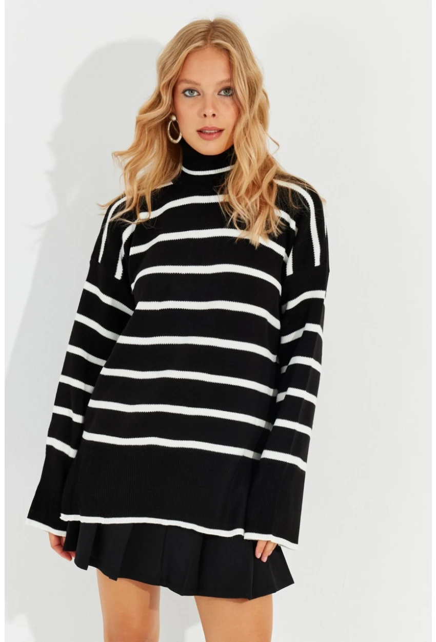 Kadın Siyah Balıkçı Yaka Çizgili Kazak Q976