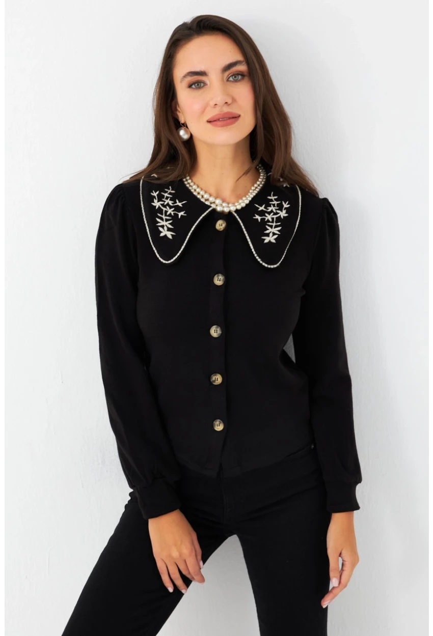 Kadın Siyah Bebe Yaka Nakışlı Gömlek MQS5378