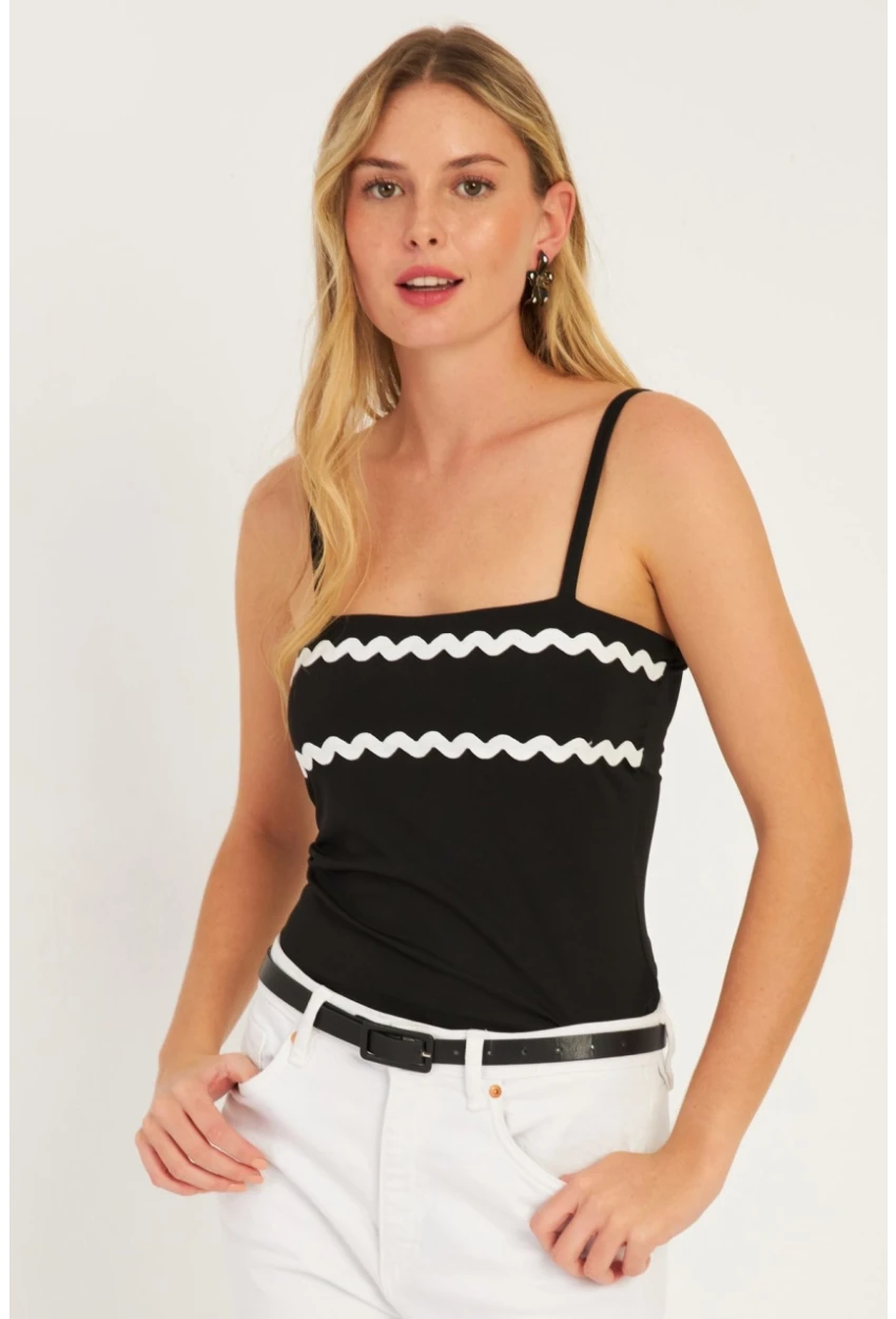 Kadın Siyah Biyeli Bluz EY2772