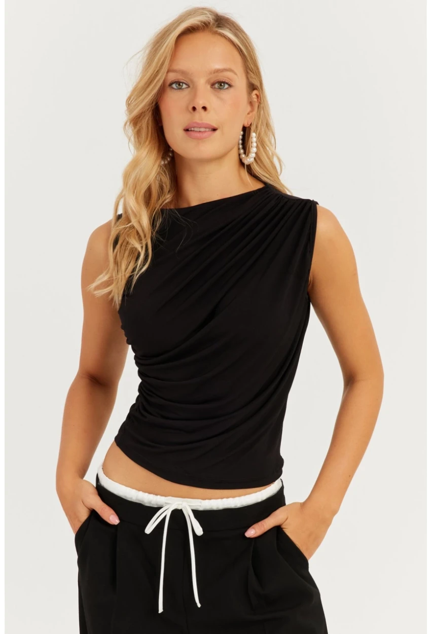 Kadın Siyah Büzgülü Bluz YZ625